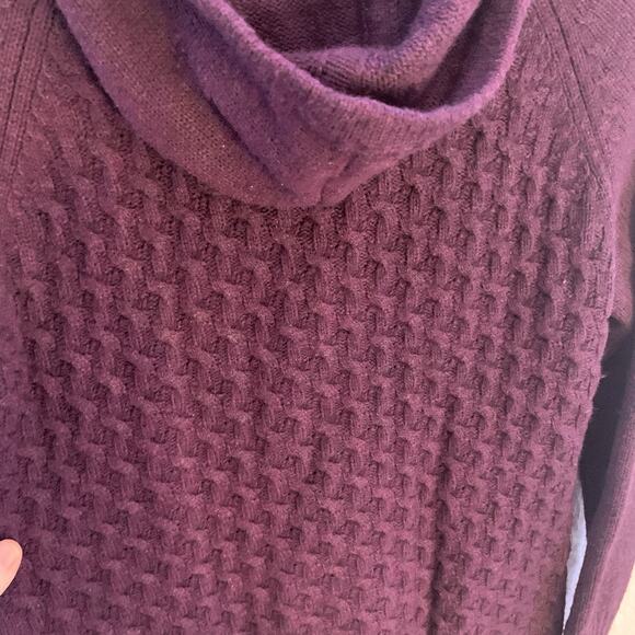 CAMBRIDGE Dry Goods Burgundy Full Zip Cable Knit Hooded Sweater Size M - Picture 9 of 10